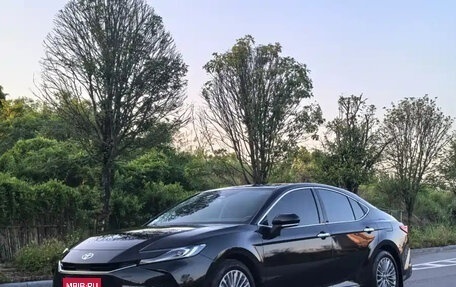 Toyota Camry, 2024 год, 2 900 000 рублей, 1 фотография