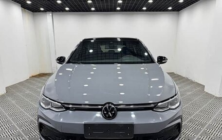 Volkswagen Golf VIII, 2022 год, 2 237 000 рублей, 2 фотография
