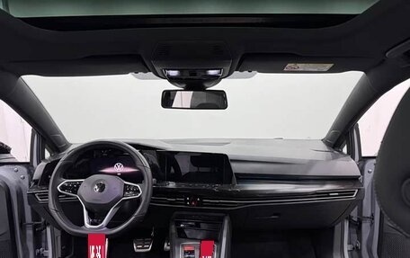 Volkswagen Golf VIII, 2022 год, 2 237 000 рублей, 5 фотография