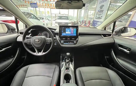 Toyota Corolla, 2023 год, 1 650 000 рублей, 11 фотография