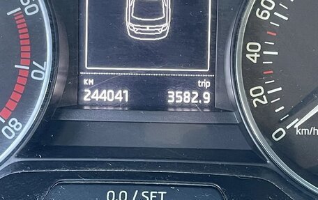 Skoda Rapid I, 2015 год, 1 000 000 рублей, 5 фотография