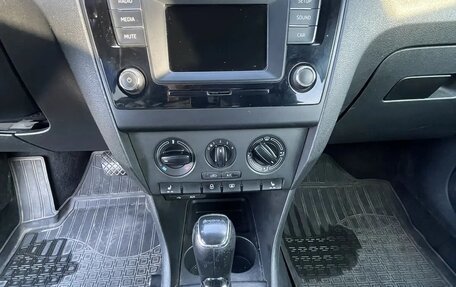 Skoda Rapid I, 2015 год, 1 000 000 рублей, 4 фотография