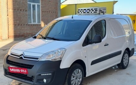 Citroen Berlingo II рестайлинг, 2021 год, 1 600 000 рублей, 2 фотография