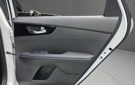 KIA K3, 2021 год, 2 267 000 рублей, 16 фотография