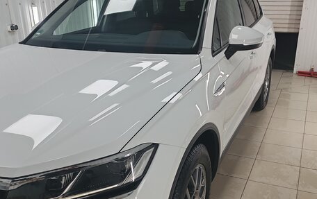 Volkswagen Touareg III, 2018 год, 3 600 000 рублей, 2 фотография