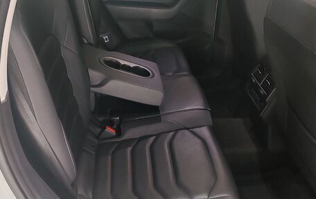Volkswagen Touareg III, 2018 год, 3 600 000 рублей, 4 фотография