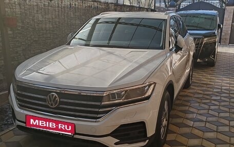 Volkswagen Touareg III, 2018 год, 3 600 000 рублей, 8 фотография