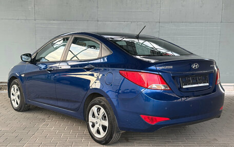 Hyundai Solaris II рестайлинг, 2015 год, 1 100 000 рублей, 5 фотография