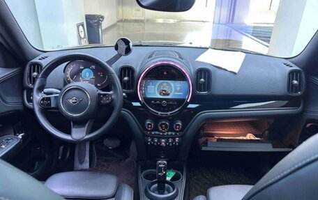 MINI Countryman II (F60), 2021 год, 2 400 000 рублей, 8 фотография