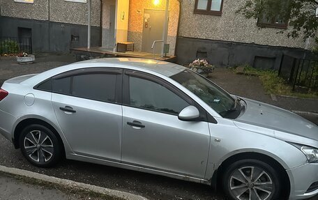 Chevrolet Cruze II, 2010 год, 450 000 рублей, 4 фотография