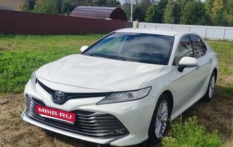 Toyota Camry, 2019 год, 2 464 000 рублей, 3 фотография