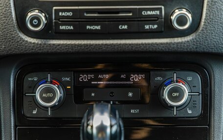Volkswagen Touareg III, 2012 год, 1 898 000 рублей, 18 фотография