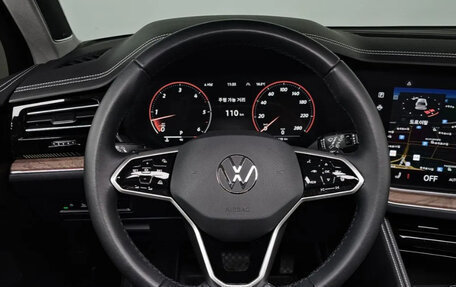 Volkswagen Touareg III, 2024 год, 9 710 000 рублей, 12 фотография