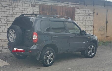Chevrolet Niva I рестайлинг, 2010 год, 405 000 рублей, 12 фотография