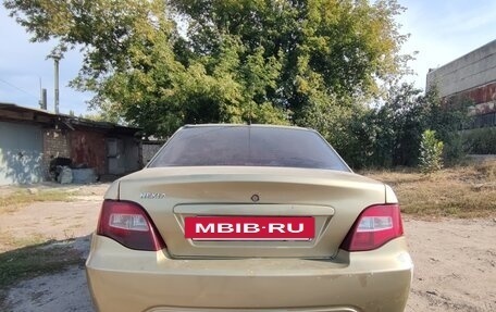Daewoo Nexia I рестайлинг, 2011 год, 130 000 рублей, 3 фотография
