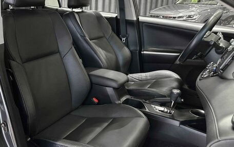 Toyota RAV4, 2013 год, 2 290 000 рублей, 15 фотография