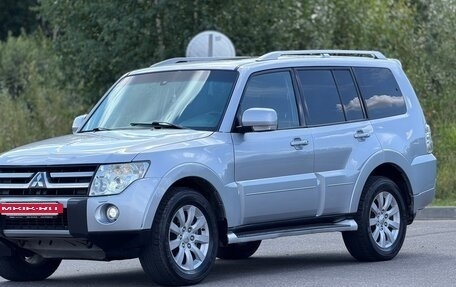 Mitsubishi Pajero IV, 2011 год, 1 400 000 рублей, 3 фотография