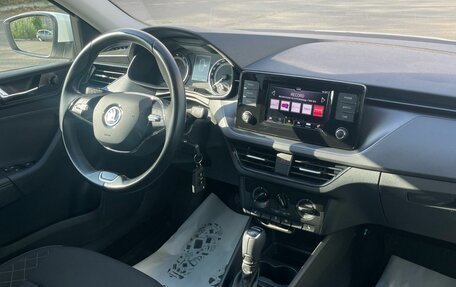 Skoda Rapid II, 2022 год, 1 630 000 рублей, 11 фотография
