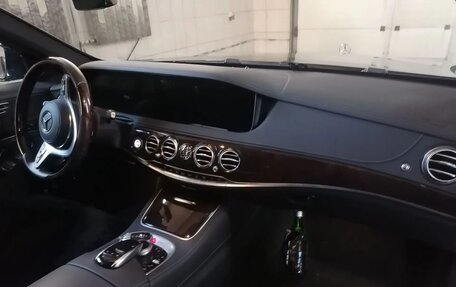 Mercedes-Benz S-Класс, 2019 год, 9 000 000 рублей, 22 фотография