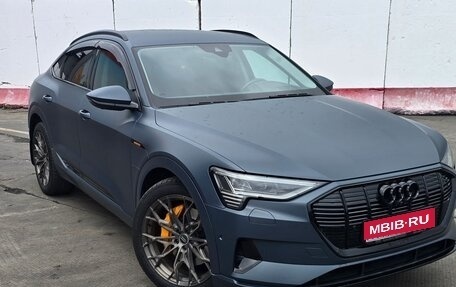 Audi e-tron I, 2022 год, 8 500 000 рублей, 1 фотография