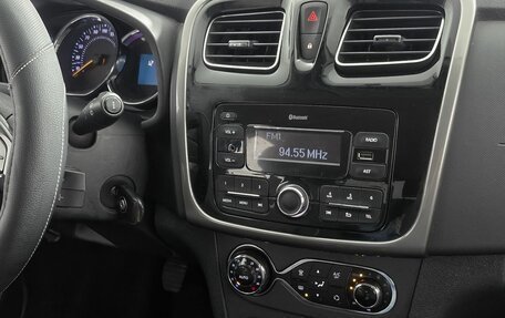 Renault Sandero II рестайлинг, 2018 год, 899 000 рублей, 16 фотография