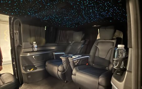 Mercedes-Benz V-Класс, 2023 год, 11 100 000 рублей, 6 фотография