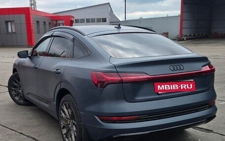 Audi e-tron I, 2022 год, 8 500 000 рублей, 3 фотография
