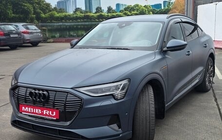 Audi e-tron I, 2022 год, 8 500 000 рублей, 2 фотография