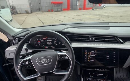 Audi e-tron I, 2022 год, 8 500 000 рублей, 11 фотография