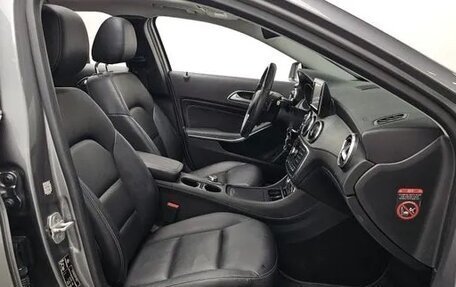 Mercedes-Benz GLA, 2015 год, 2 300 000 рублей, 10 фотография