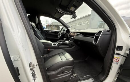 Porsche Cayenne III, 2021 год, 12 000 000 рублей, 7 фотография