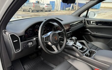 Porsche Cayenne III, 2021 год, 12 000 000 рублей, 20 фотография