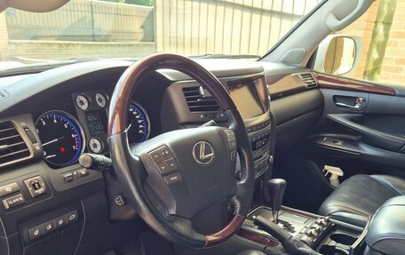 Lexus LX III, 2011 год, 3 300 000 рублей, 12 фотография
