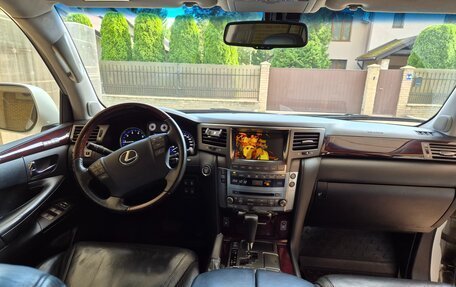 Lexus LX III, 2011 год, 3 300 000 рублей, 10 фотография