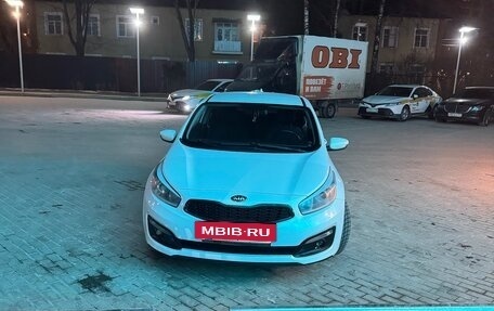 KIA cee'd III, 2017 год, 1 300 000 рублей, 2 фотография