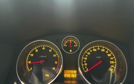 Opel Zafira B, 2012 год, 665 000 рублей, 15 фотография