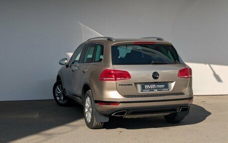 Volkswagen Touareg III, 2016 год, 3 200 000 рублей, 2 фотография