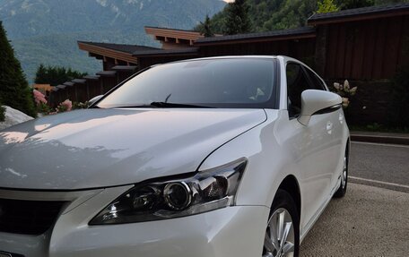 Lexus CT I рестайлинг, 2012 год, 1 450 000 рублей, 2 фотография