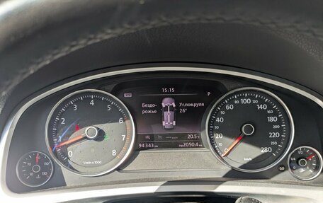Volkswagen Touareg III, 2016 год, 3 200 000 рублей, 6 фотография