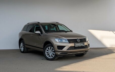 Volkswagen Touareg III, 2016 год, 3 200 000 рублей, 28 фотография