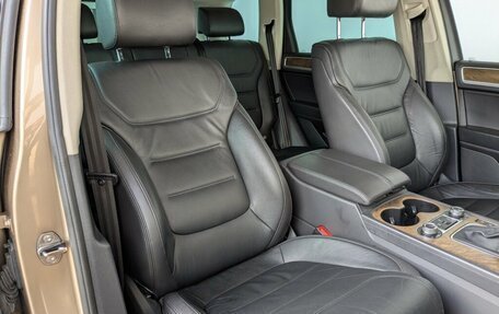 Volkswagen Touareg III, 2016 год, 3 200 000 рублей, 24 фотография