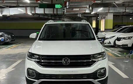 Volkswagen T-Cross I, 2023 год, 1 727 000 рублей, 3 фотография