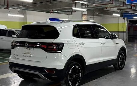 Volkswagen T-Cross I, 2023 год, 1 727 000 рублей, 5 фотография
