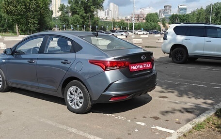 Hyundai Solaris II рестайлинг, 2020 год, 1 650 000 рублей, 4 фотография
