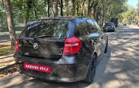 BMW 1 серия, 2011 год, 710 000 рублей, 4 фотография