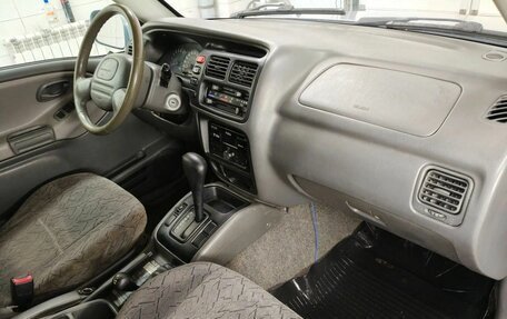 Chevrolet Tracker II, 2003 год, 370 000 рублей, 8 фотография