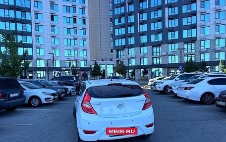 Hyundai Solaris II рестайлинг, 2013 год, 700 000 рублей, 9 фотография