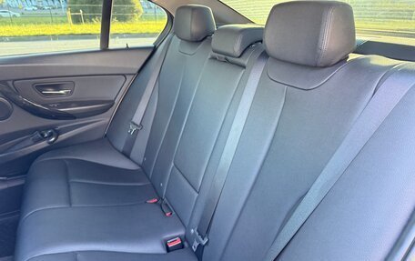 BMW 3 серия, 2012 год, 1 880 000 рублей, 16 фотография