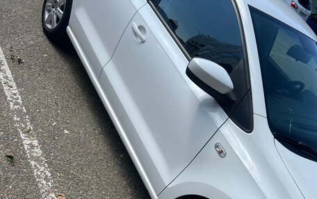 Volkswagen Polo VI (EU Market), 2011 год, 800 000 рублей, 4 фотография