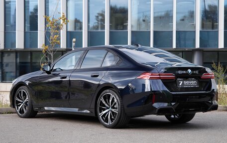 BMW 5 серия, 2026 год, 9 900 000 рублей, 4 фотография